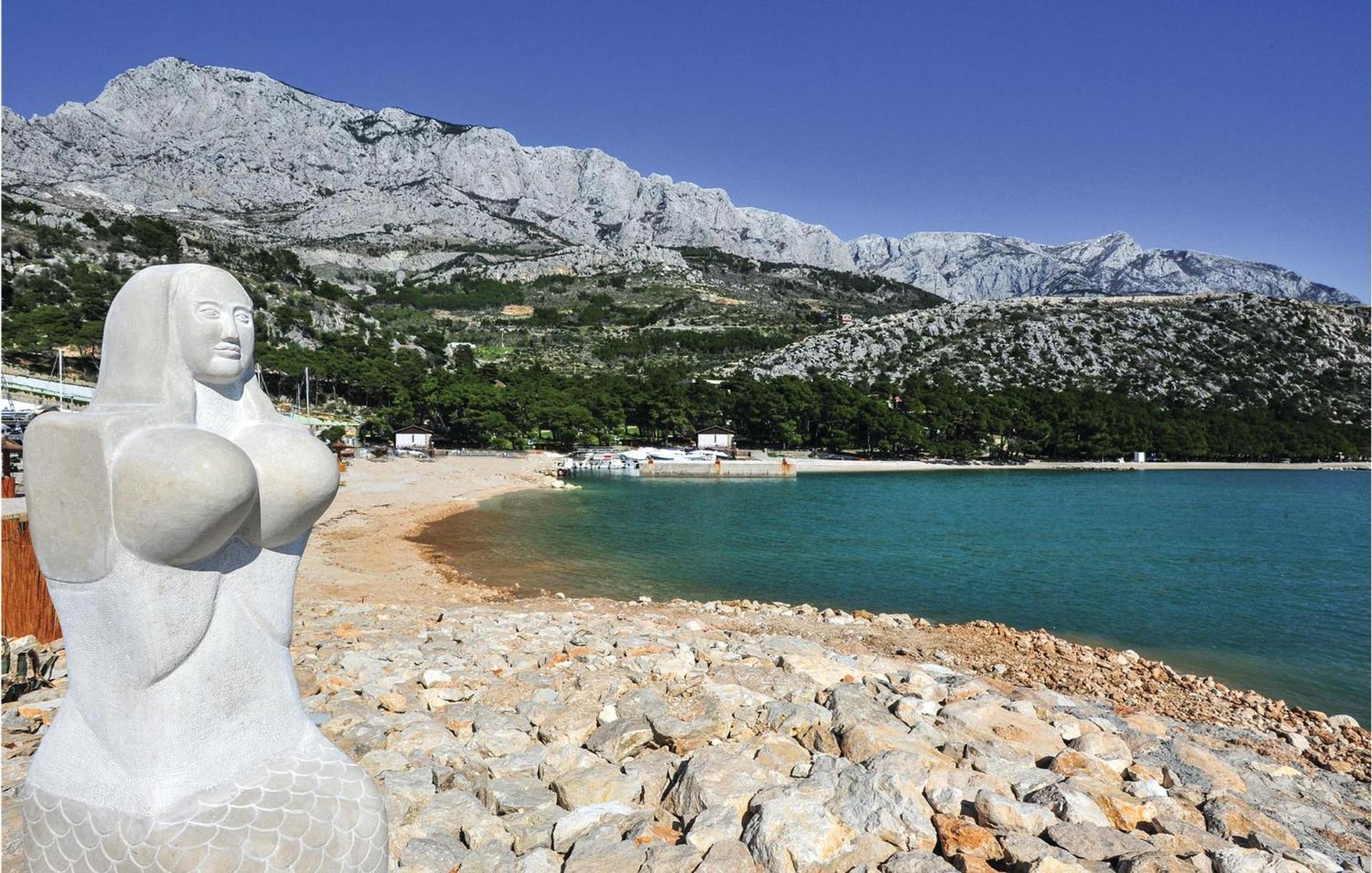 Nice Apartment In Krvavica With House Sea View Luaran gambar