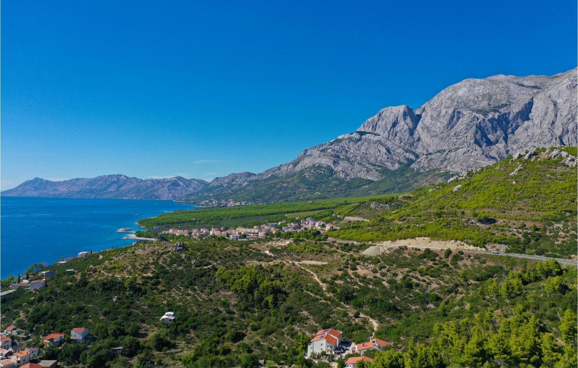 Nice Apartment In Krvavica With House Sea View Luaran gambar